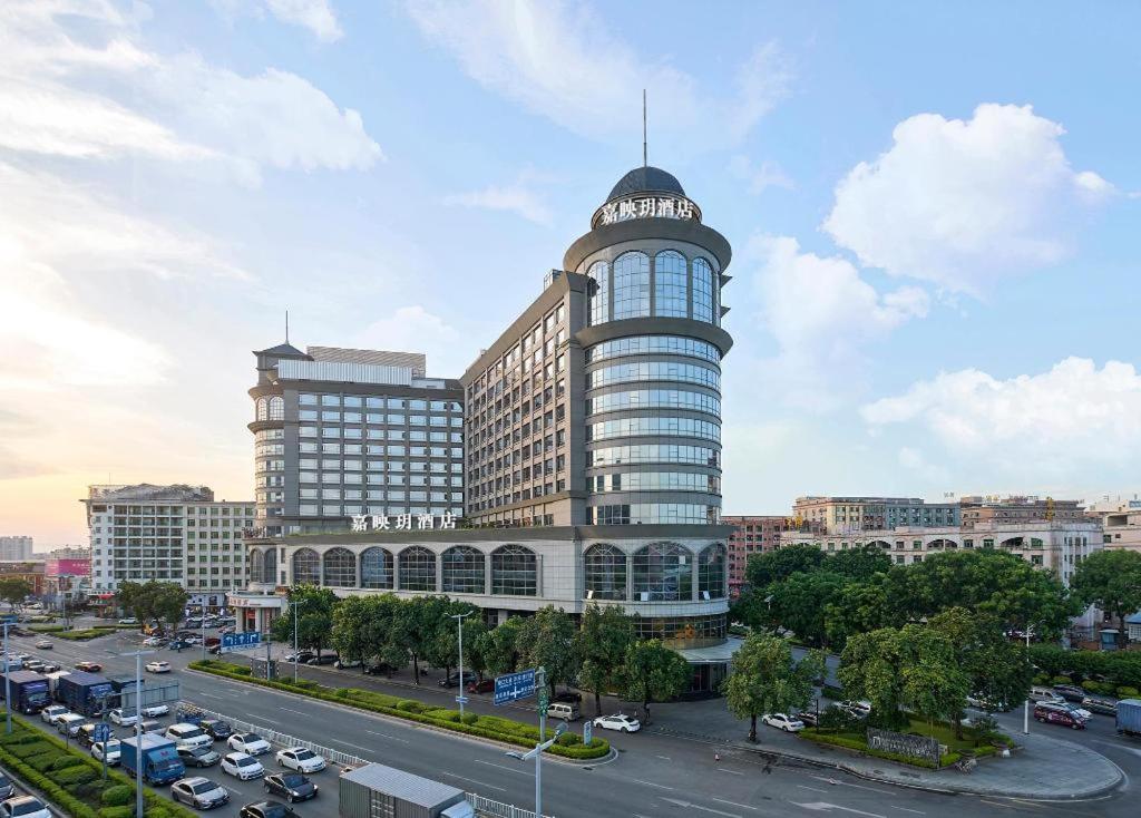 Maison New Century Hotel Dongguan Dongguan (Guangdong) Exterior foto